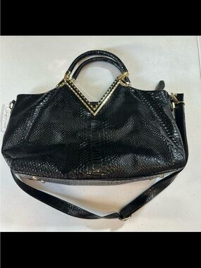 Ameri Mode women’s black purse shoulder bag